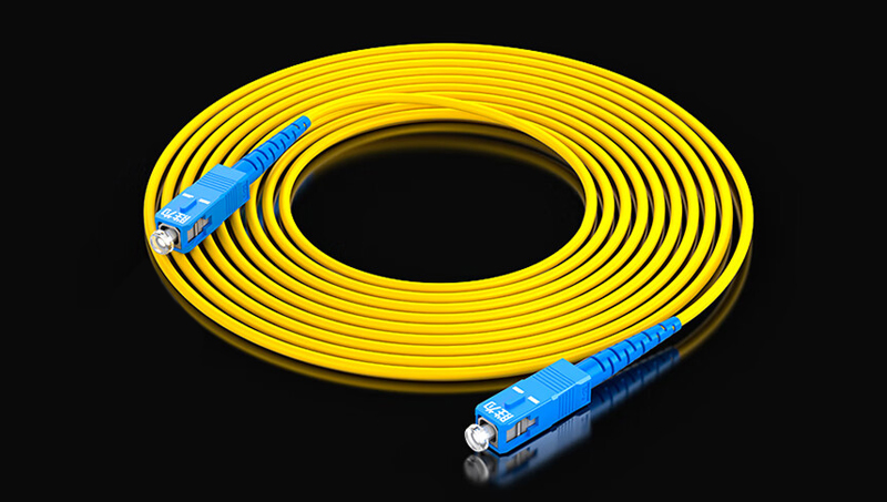 單模和多模光纖跳線的分類特點應用與使用注意事項